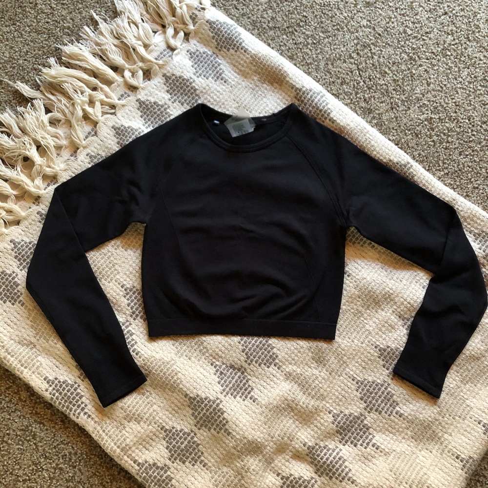 Myprotein seamless cropped long sleeve top